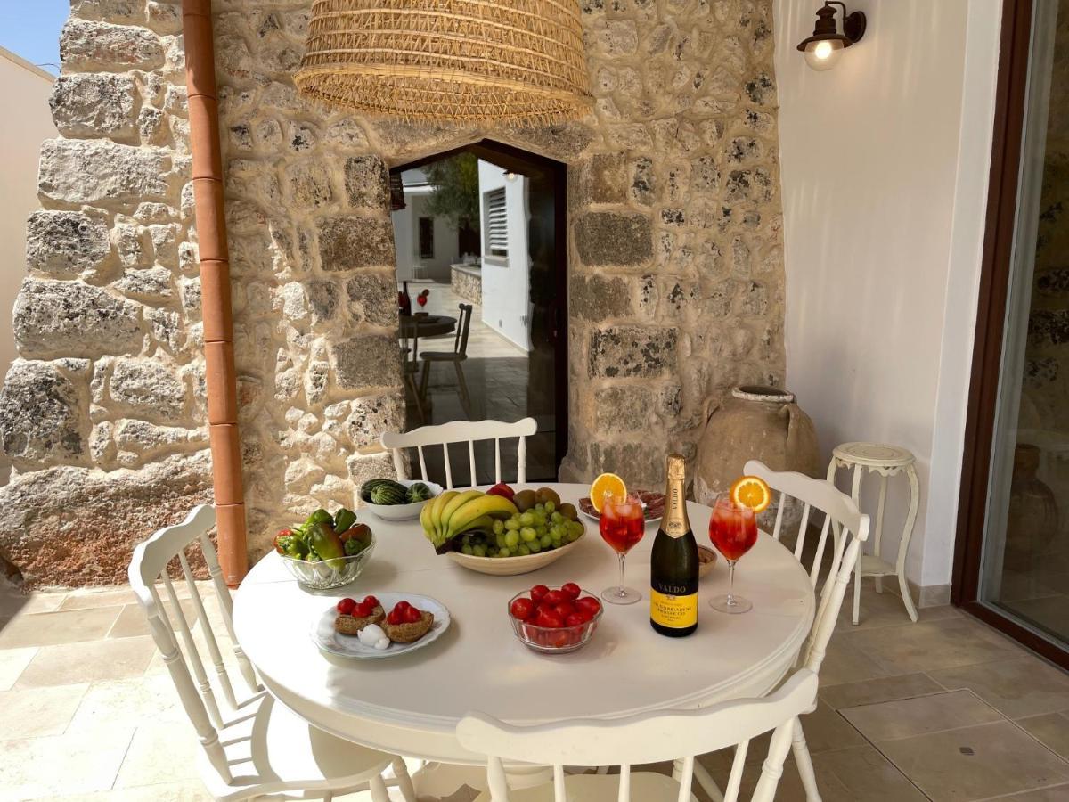Le Liame Antico Trullo Villa Gagliano del Capo Buitenkant foto